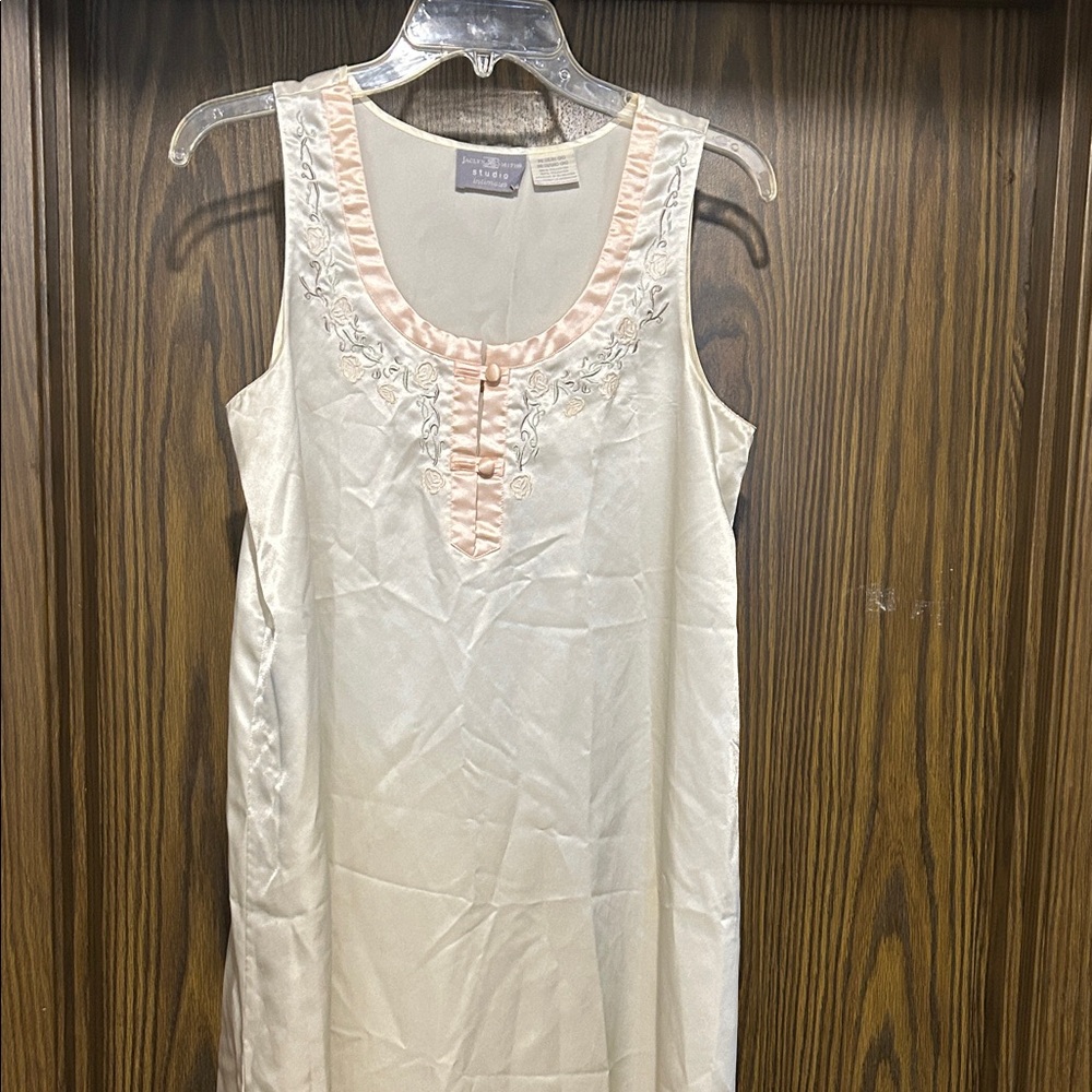 Jaclyn Smith Cream Chemise with Pink Trim